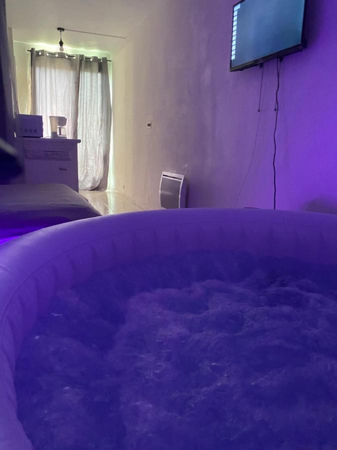 Grand Doté D'une Terasse Avec Magnifique Vue Apartamento